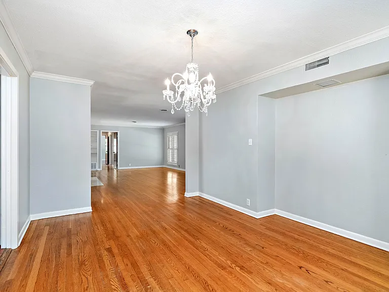 705 Eventide Dr — Photo 13