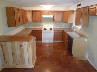 2223 N Fulbright Ave, Springfield, MO 65803