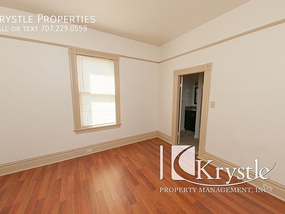 3rd image of 210 Alabama St APT A