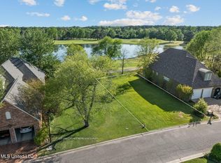 14 Sunset Hl, Hattiesburg, MS 39402