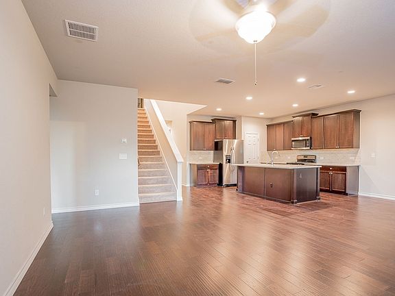 5th image of 1348 Eagle Ray St