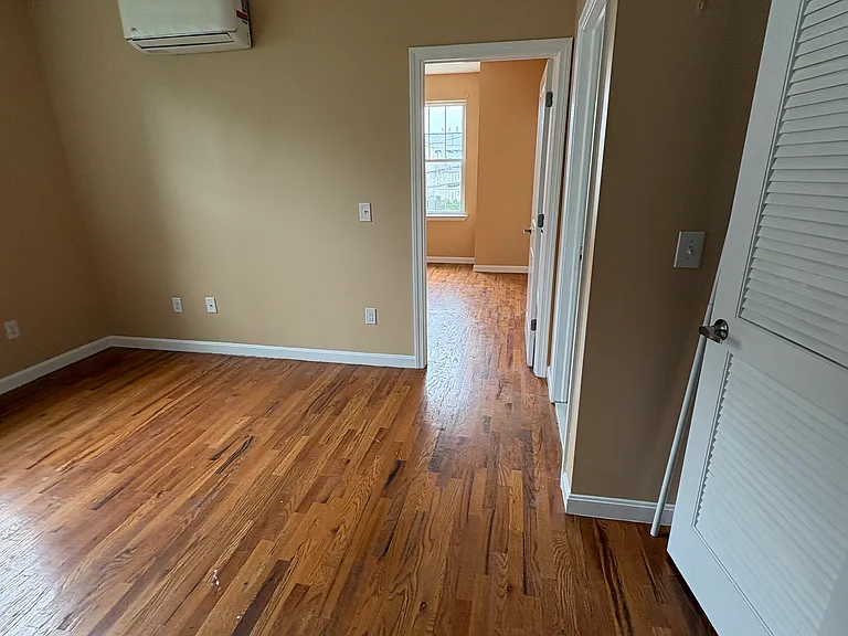 217 Fairmount Ave #1 — Photo 5