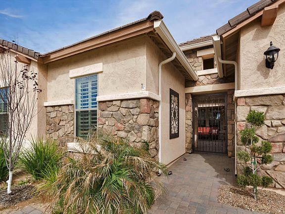 2nd image of 4310 E Beechnut Pl