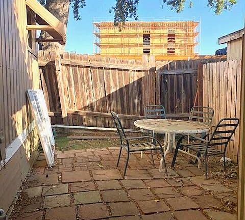 5th image of 1050 W Capitol Ave Spc 5