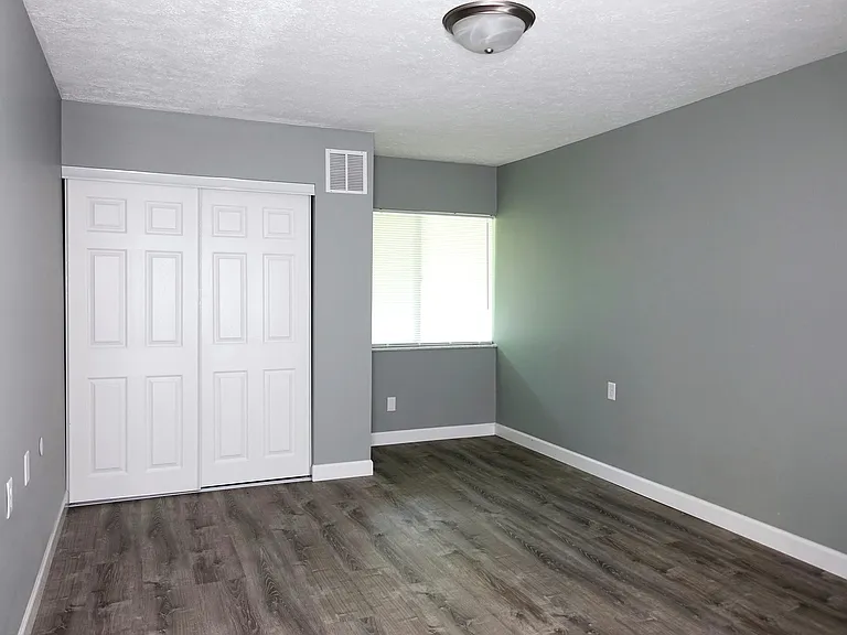 1102 Salem Ave #3D — Photo 9