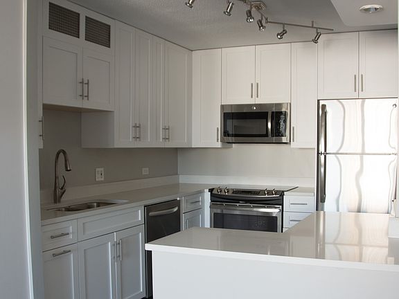 4th image of 405 N Wabash Ave Unit 4402