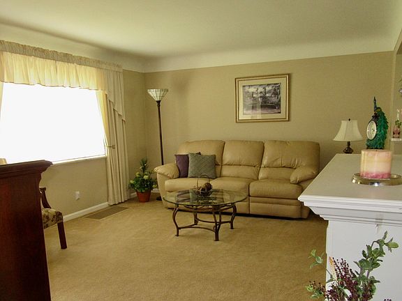 5th image of 3334 Nandale Dr