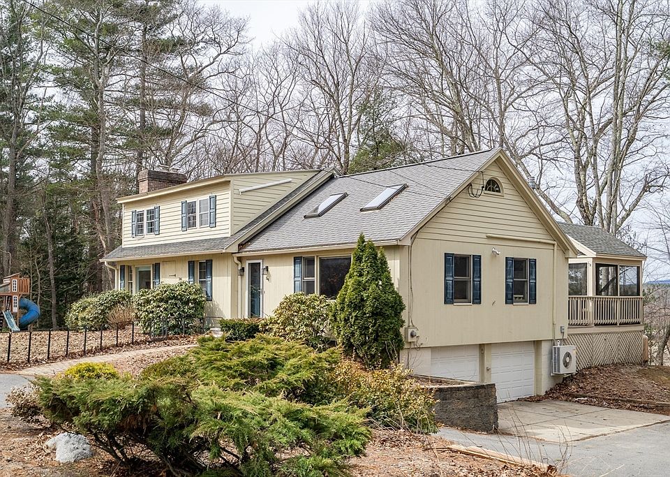 1st image of 346 Still River Rd
