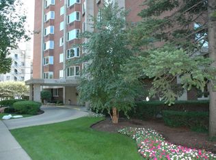 1020 Grove St, Evanston, IL 60201