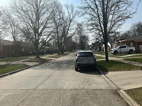 4th image of 4130 Tulane St