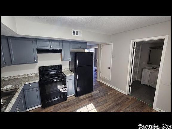 4th image of 5507 Southboro Ct Unit B
