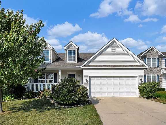 3rd image of 715 Alexia Ct