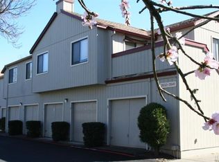 2710 Westberry Dr, Santa Rosa, CA 95403