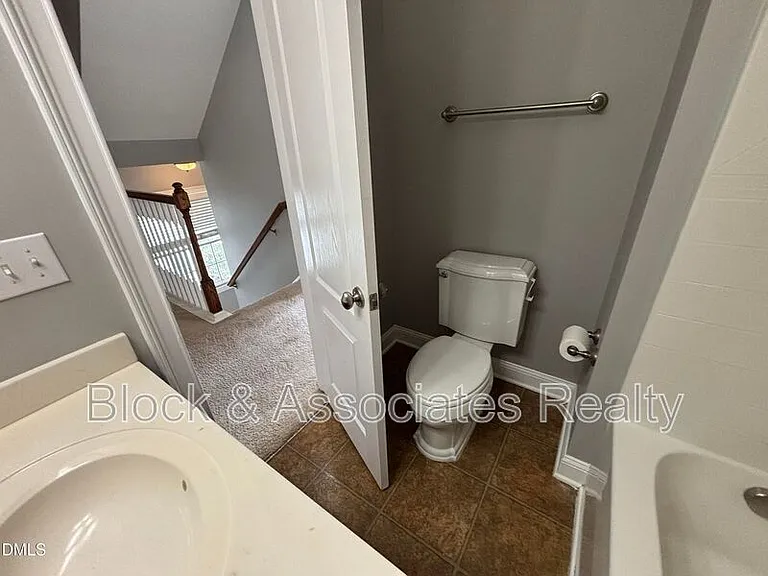 124 Factors Walk Ln — Photo 48