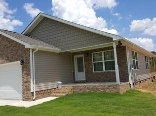 1200 Brookstone Cir, Dalton, GA 30721