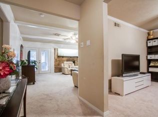 402 Fairview Dr, Richardson, TX 75081