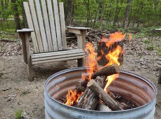 5682 Maple Dr, Farwell, MI 48622