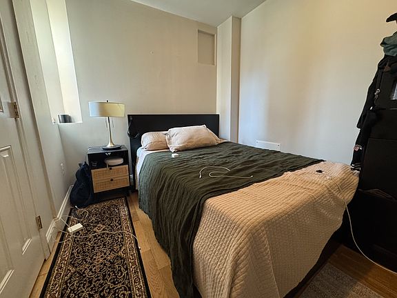 2nd image of 99 Perry St APT 5C