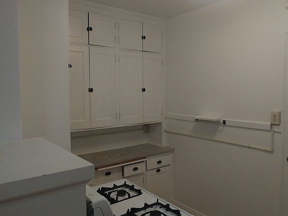 5th image of 3121 Colfax Ave S APT 2