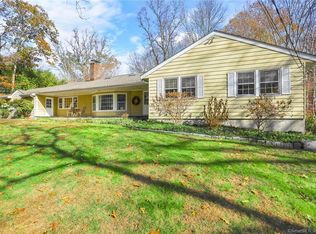 21 Tyler Dr, Stamford, CT 06903