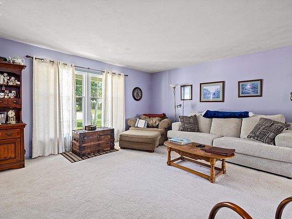 5th image of 406 Stonyridge Dr