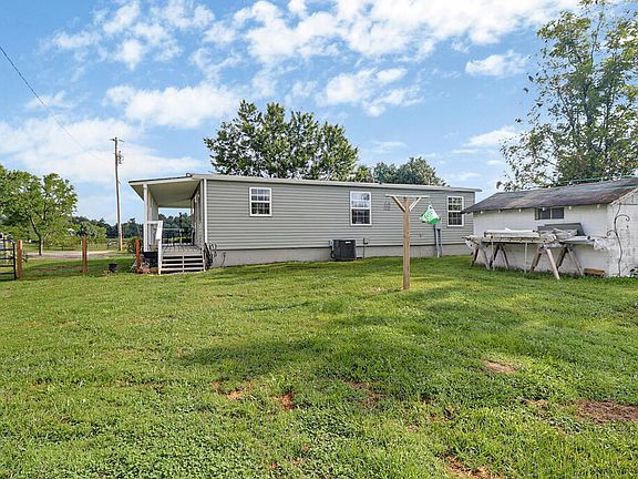 4th image of 1197 Campground Rd