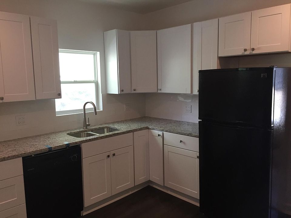 1st image of 6634 W Schreiber Ave #2