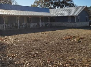 615 Red Wing Dr, Bandera, TX 78003