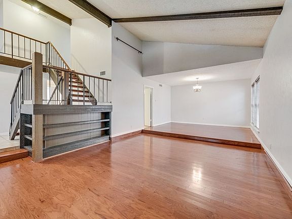 5th image of 1603 Richforest Dr