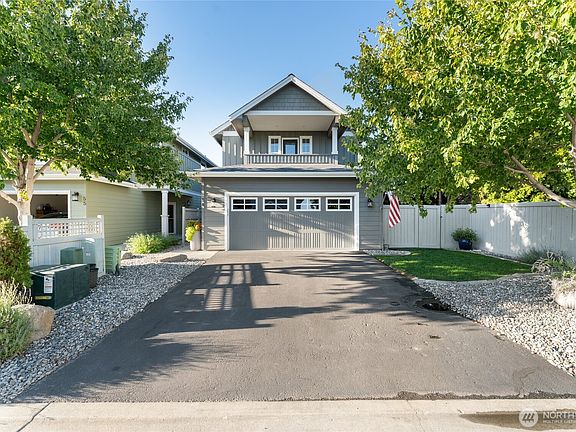 3rd image of 2452 NW Columbia Avenue #56
