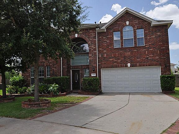 2,664 SQFT (HCAD)Lot: 8,375 SQFT (HCAD)