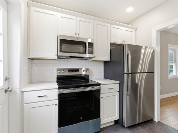 9 Main St #1A