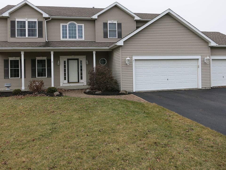 1st image of 21 Hillingdon Ct