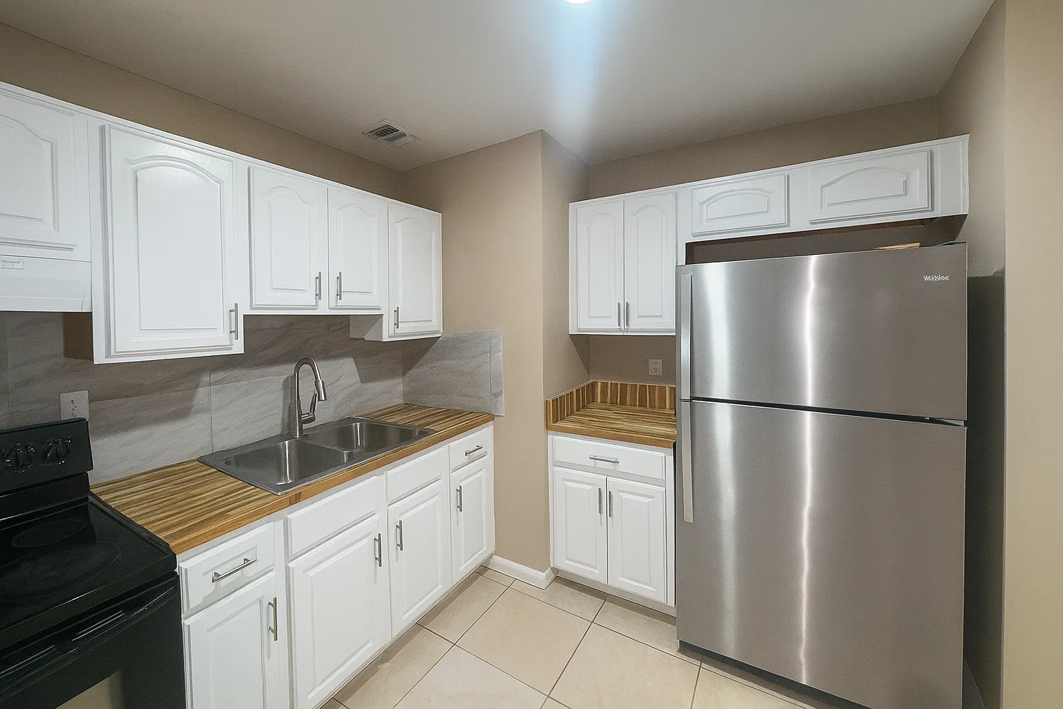 4837 Shoshone Street - 1 — Photo 3