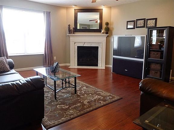 4th image of 268 Laurel Glen Dr