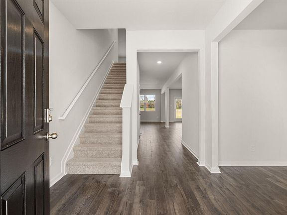 3rd image of 133 Ellerston Drive