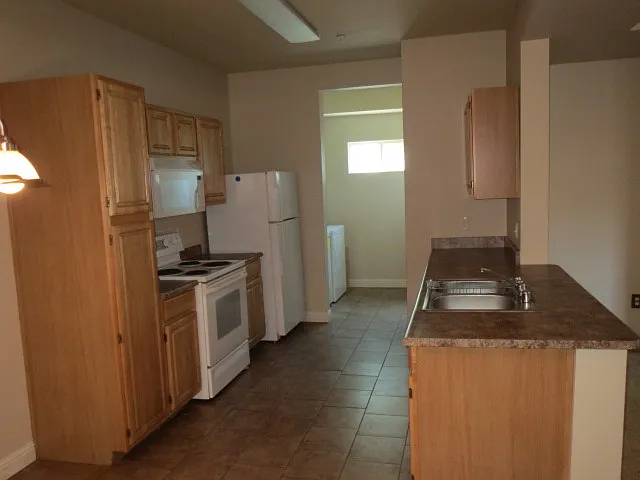 501 Gibson Dr #712 — Photo 3