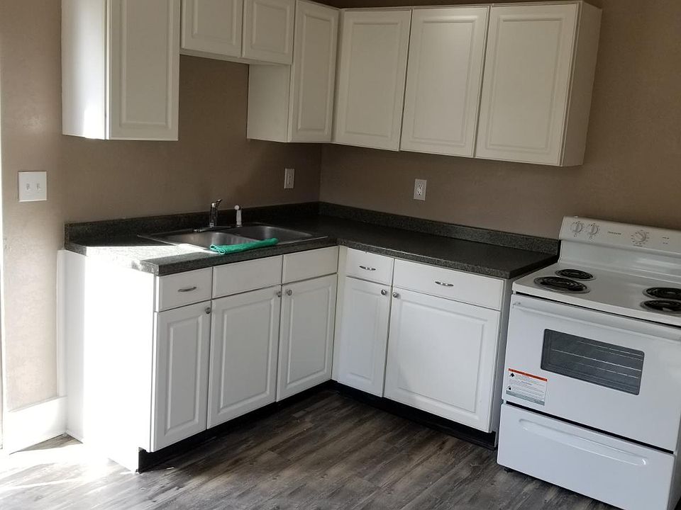 1st image of 2438 Avenue C SW #2