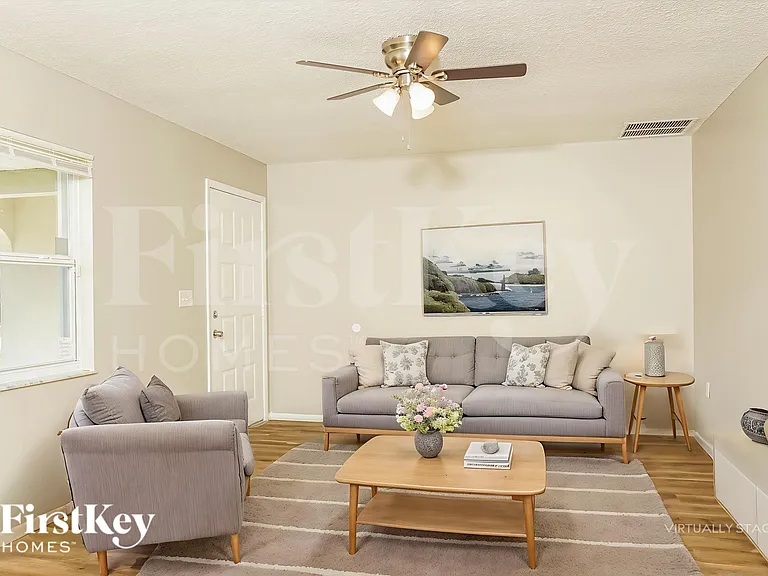 14500 Ransom Ave — Photo 5