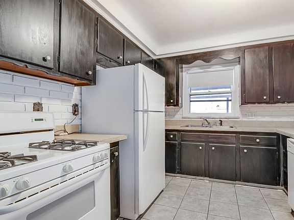 5th image of 1343 Pagel Ave #1