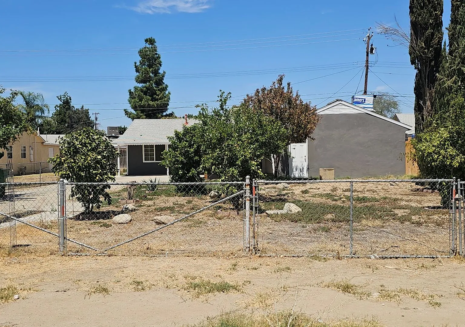 Coming soon 2 Homes 1 lot — Photo 2