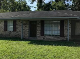 9 Carl Dr, Gulfport, MS 39503