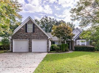 3750 Crescent Walk Ln, Suwanee, GA 30024