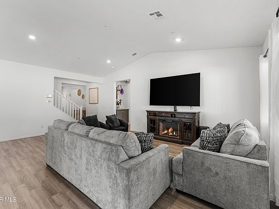5th image of 4413 W Avenue J2