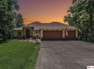 10275 Crystal Lake Dr, Blair, NE 68008