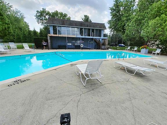 2nd image of 101 Provincial Ct Unit 49
