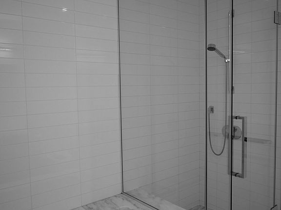 5th image of 101 Warren St #11F