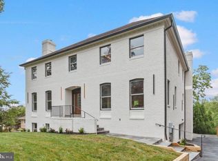 6002 Onondaga Rd, Bethesda, MD 20816