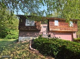 8302 W Southeast Ct, Columbia, MO 65202