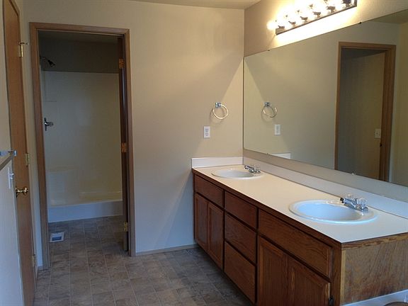 4th image of 18409 80th Ave E #00
